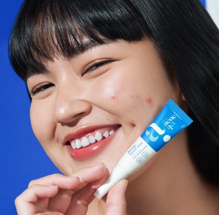 Gerak Cepat Lawan Jerawat, Ini Dia ERHA Acneact Acne Spot Gel!